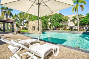 116 Cairns One, Cairns